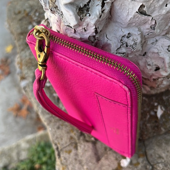 Fossil Accordion Hot Pink/Fuchsia Wallet - Picture 7 of 10